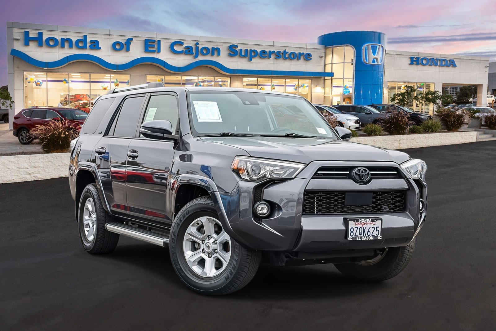Used 2022 Toyota 4Runner SR5 Premium w/ Moonroof Package RWD image 1