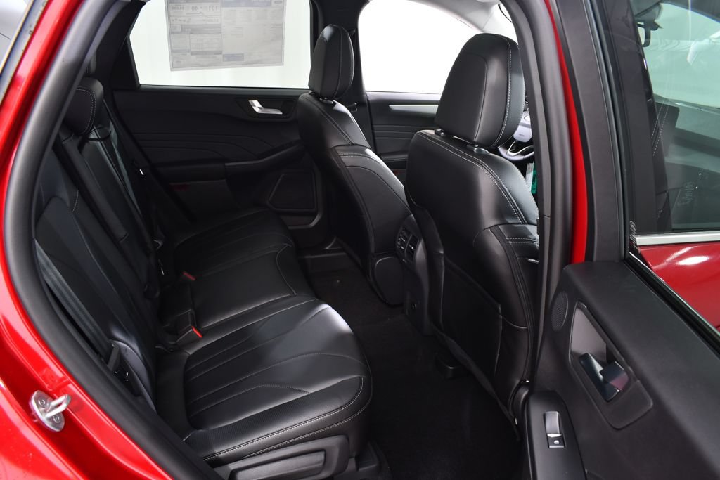 New 2025 Ford Escape SE w/ PHEV Premium Package FWD image 19