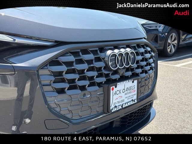 Used 2025 Audi Q5 Premium w/ Convenience Package AWD/4WD image 22