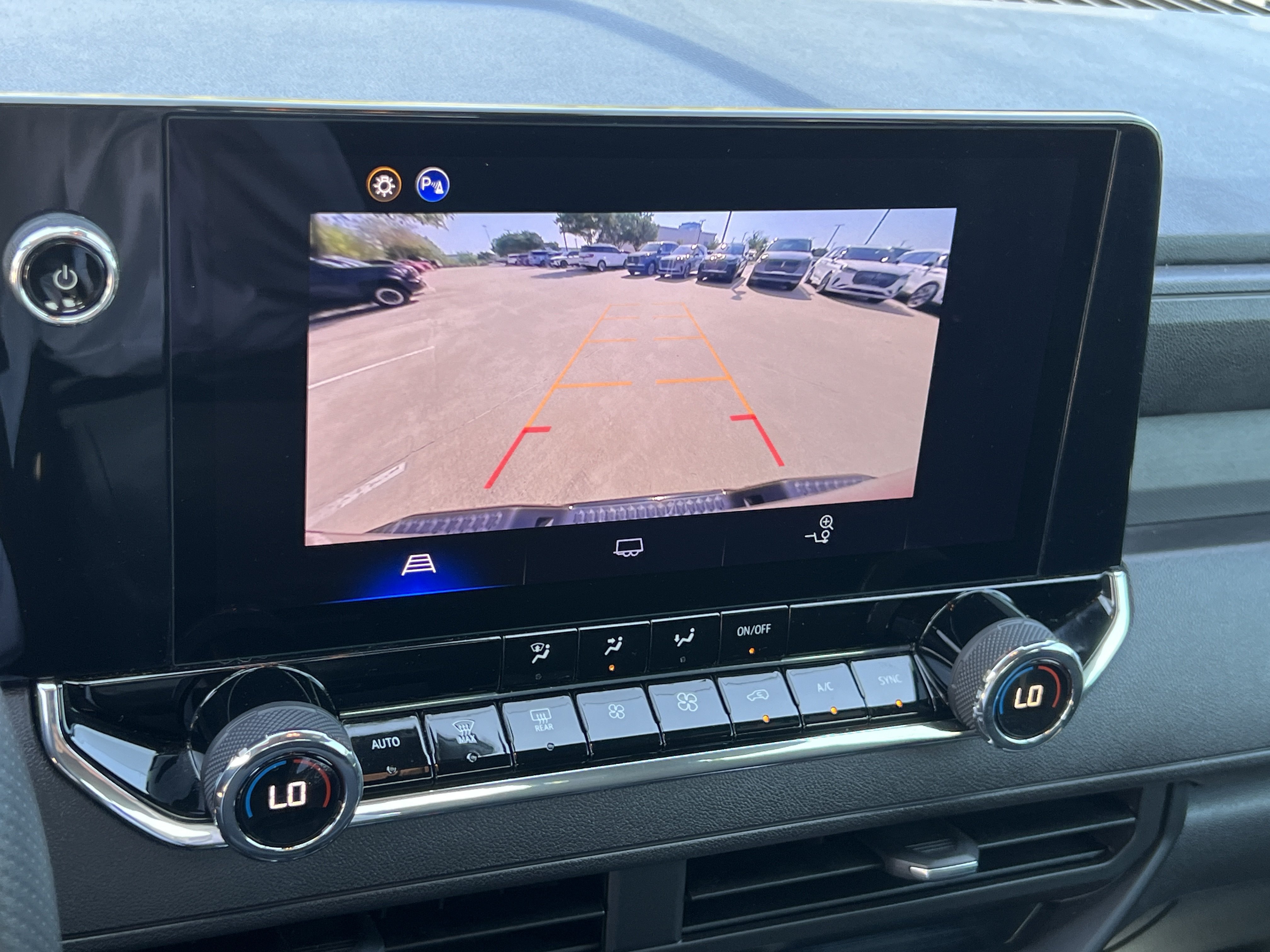 Used 2025 Chevrolet Colorado Trail Boss AWD/4WD image 18