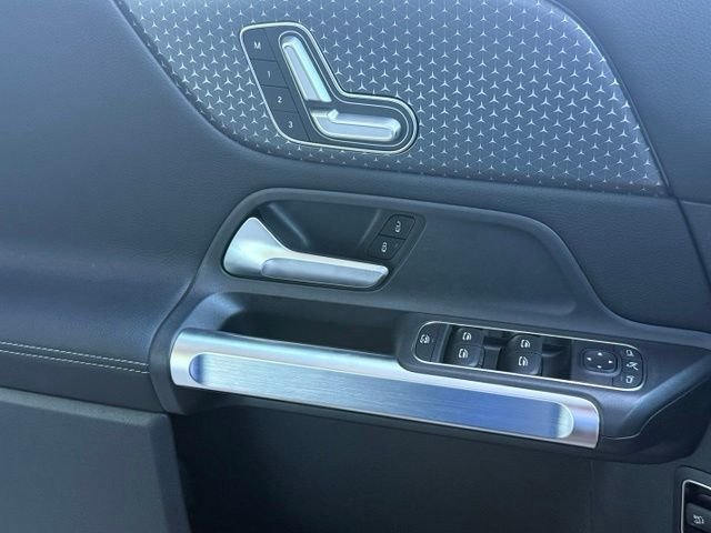 New 2026 Mercedes-Benz GLB 250 4MATIC image 20
