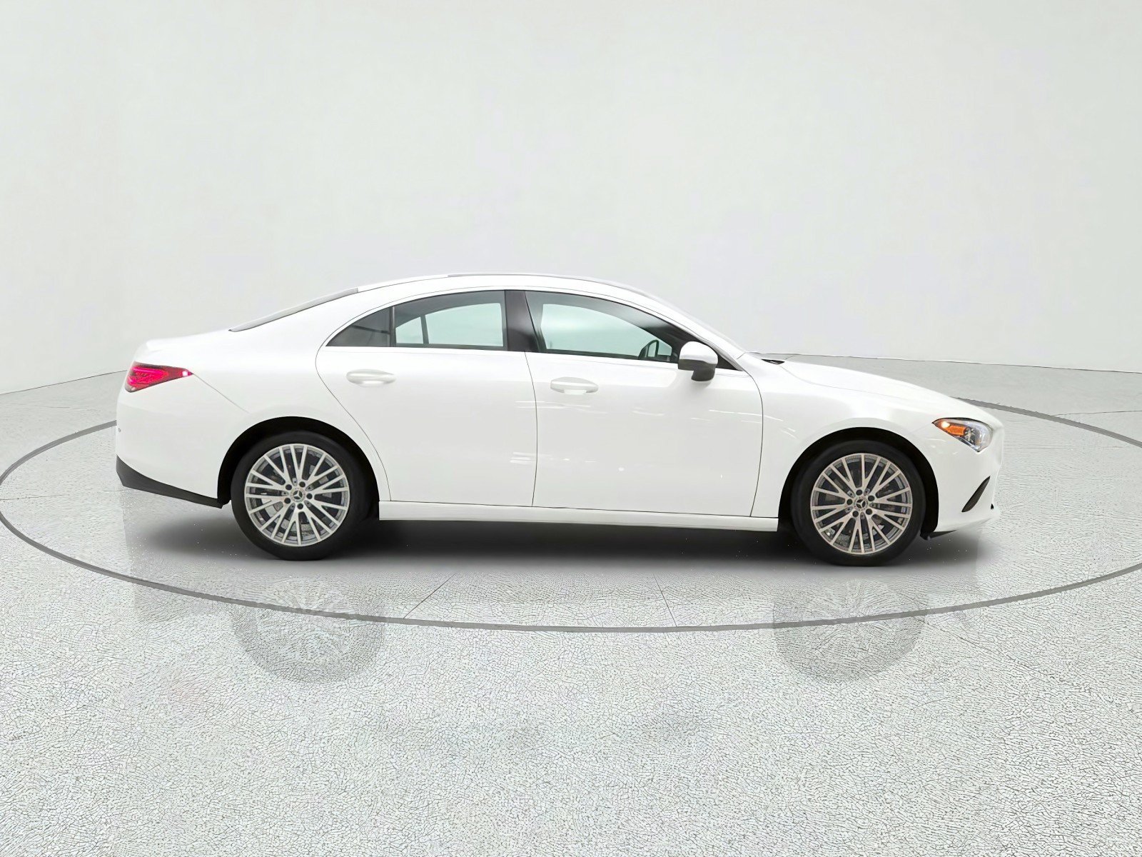 Certified 2022 Mercedes-Benz CLA 250 image 4