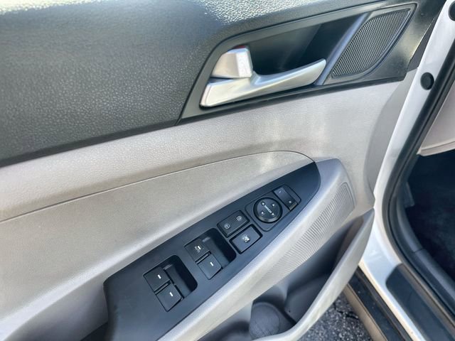 Used 2020 Hyundai Tucson Value w/ Cargo Package AWD/4WD image 21