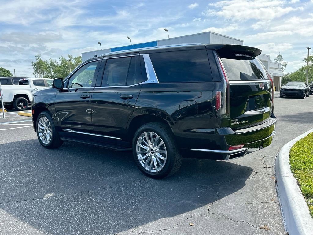 Used 2023 Cadillac Escalade Premium Luxury w/ Performance Package AWD/4WD image 7