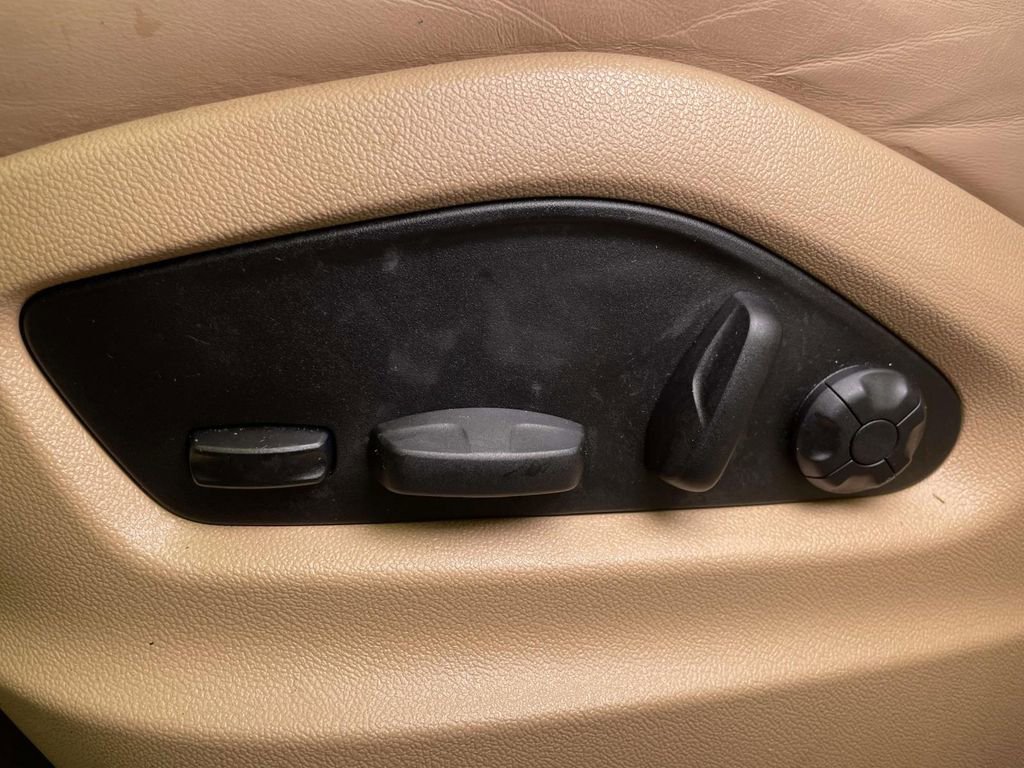 Certified 2023 Porsche Cayenne image 17