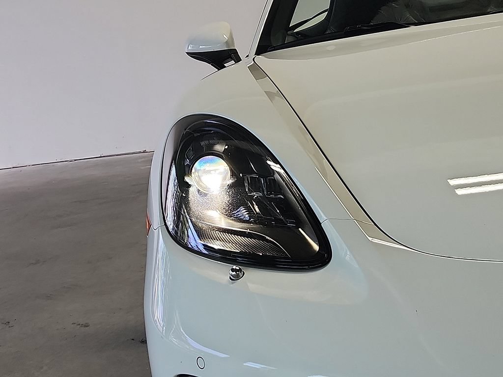 Certified 2024 Porsche 718 Boxster S RWD image 9