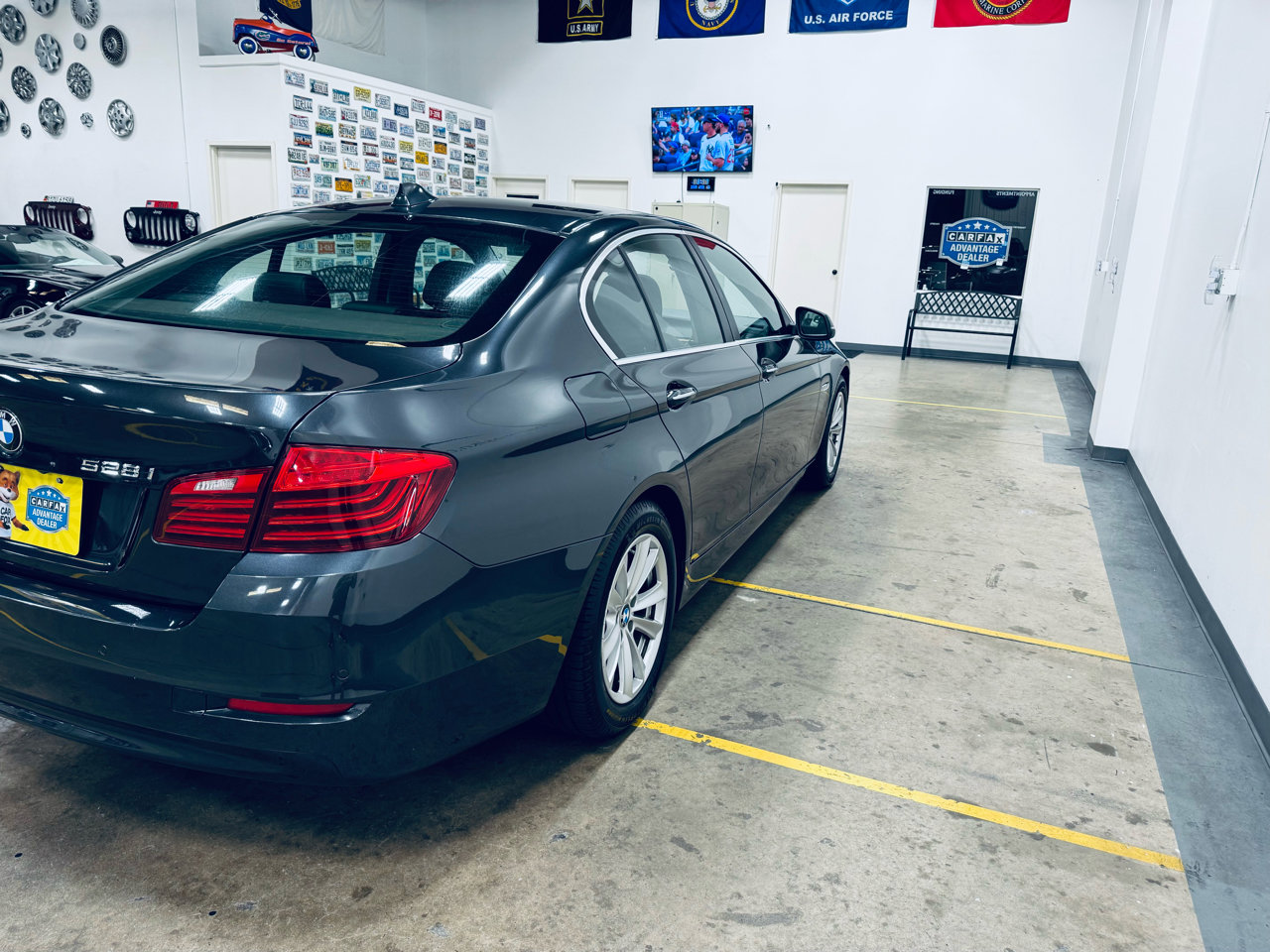 Used 2015 BMW 528i Sedan image 23