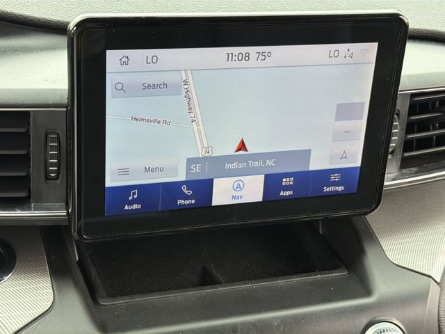 Used 2020 Ford Explorer XLT w/ Equipment Group 202A AWD/4WD image 14