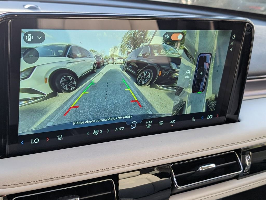 New 2026 Lincoln Aviator 2WD image 17