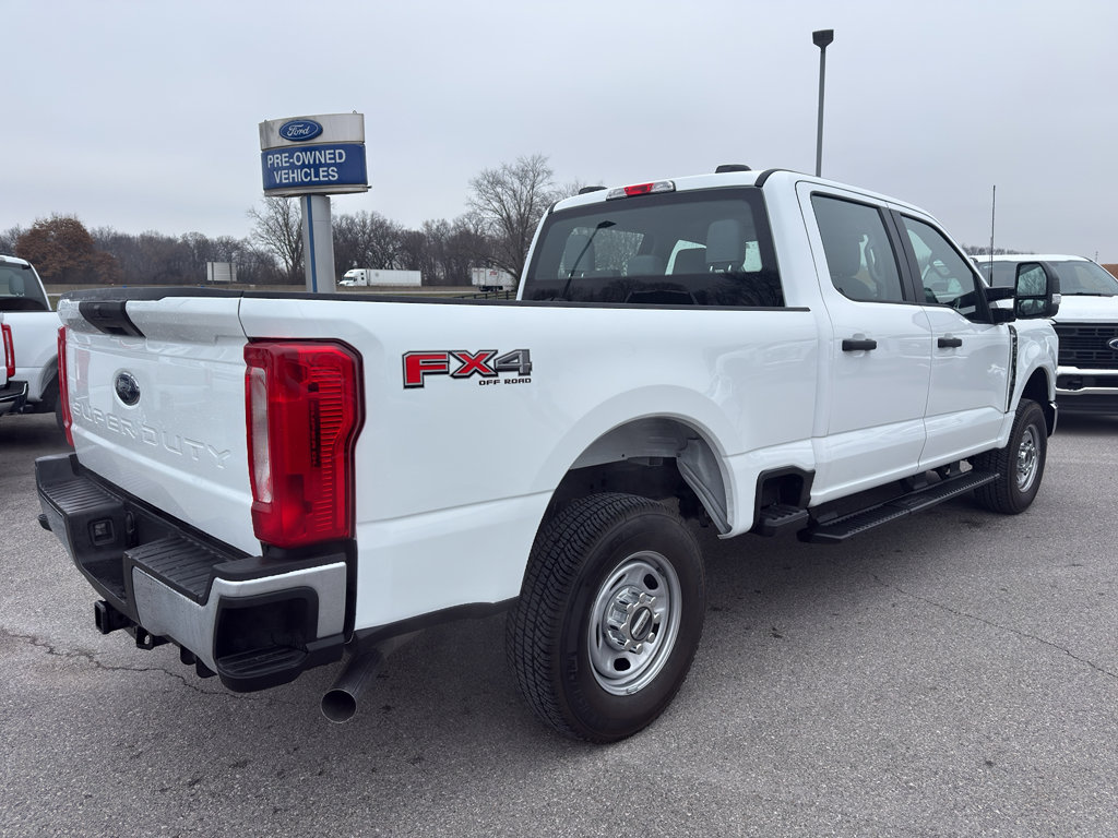 Used 2025 Ford F250 XL w/ FX4 Off-Road Package image 5