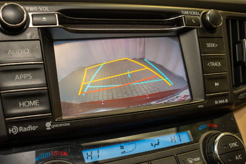 Used 2017 Toyota RAV4 XLE image 14