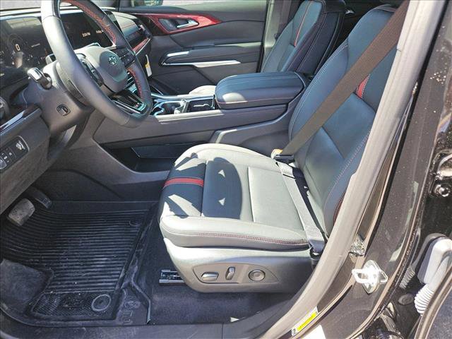 New 2026 Chevrolet Traverse RS w/ LPO, Floor Liner Package image 12