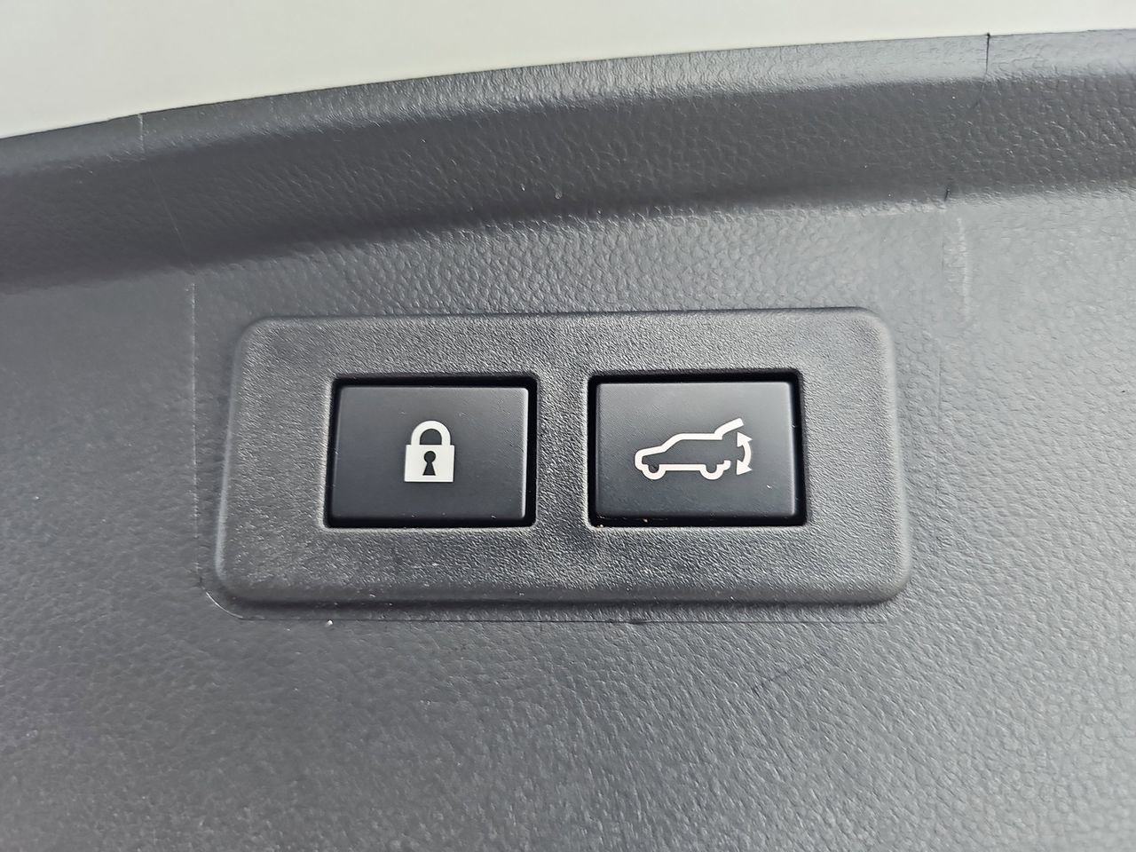 Certified 2025 Subaru Outback Limited image 16