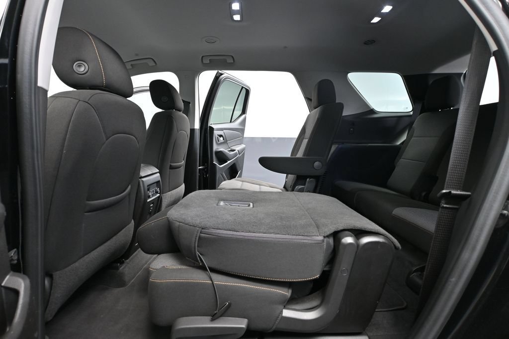 Used 2021 Chevrolet Traverse LT AWD/4WD image 34