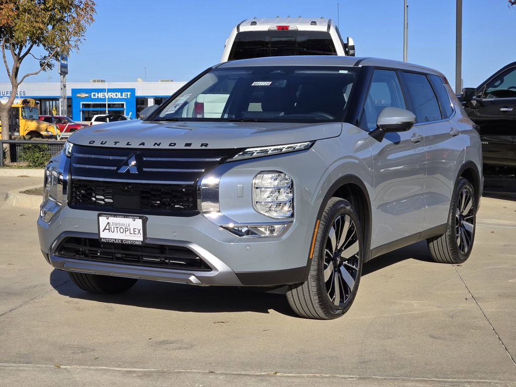 New 2026 Mitsubishi Outlander SE image 2