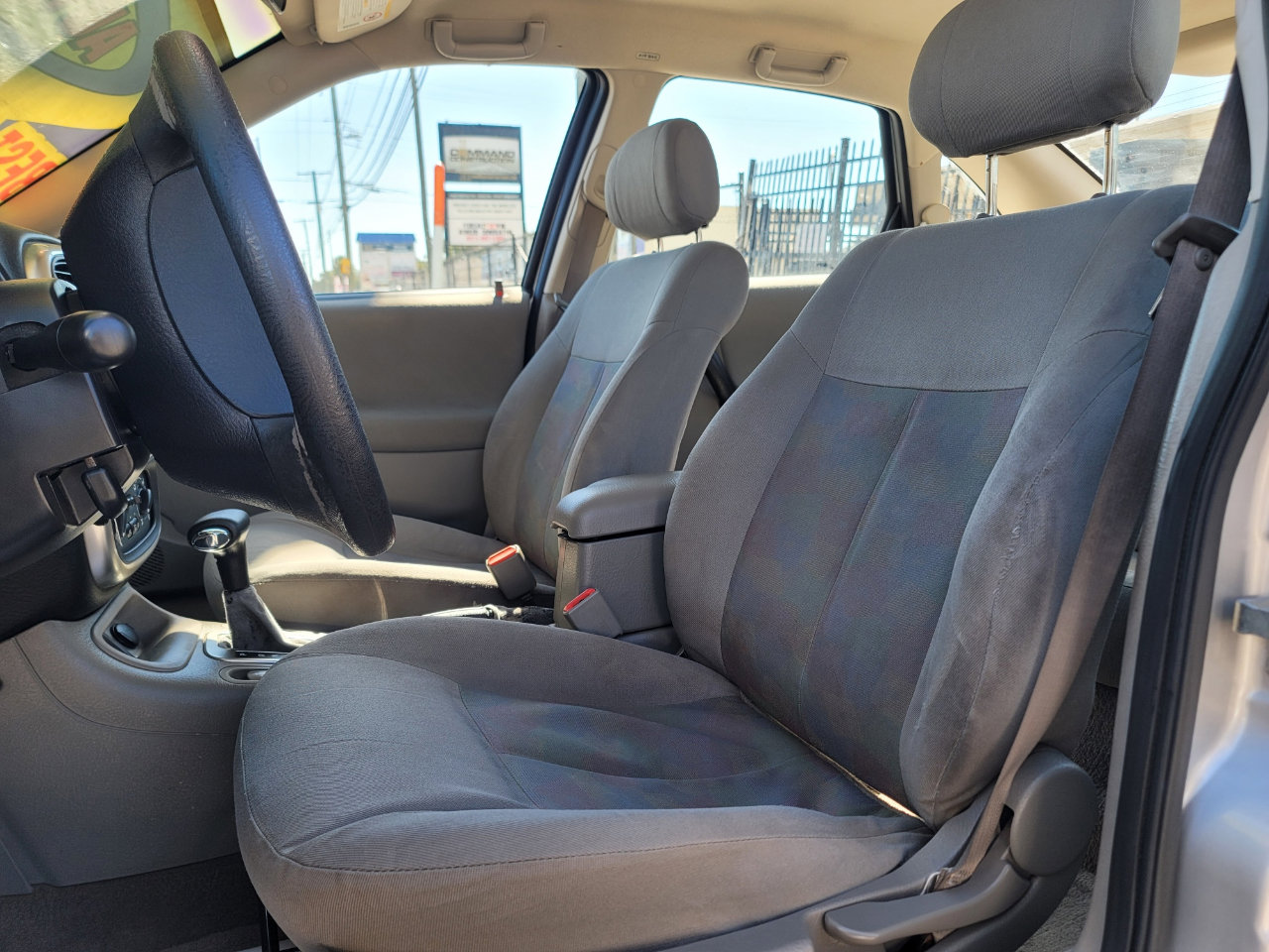 Used 2003 Saturn L-Series L200 image 10