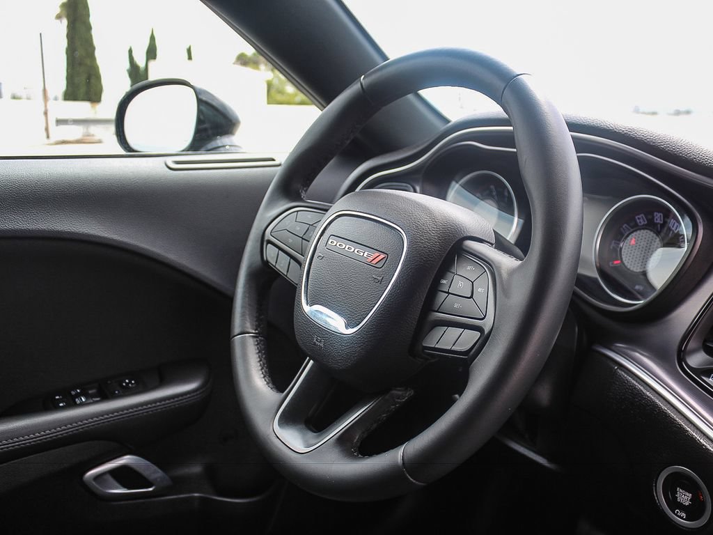 Used 2019 Dodge Challenger SXT RWD image 14