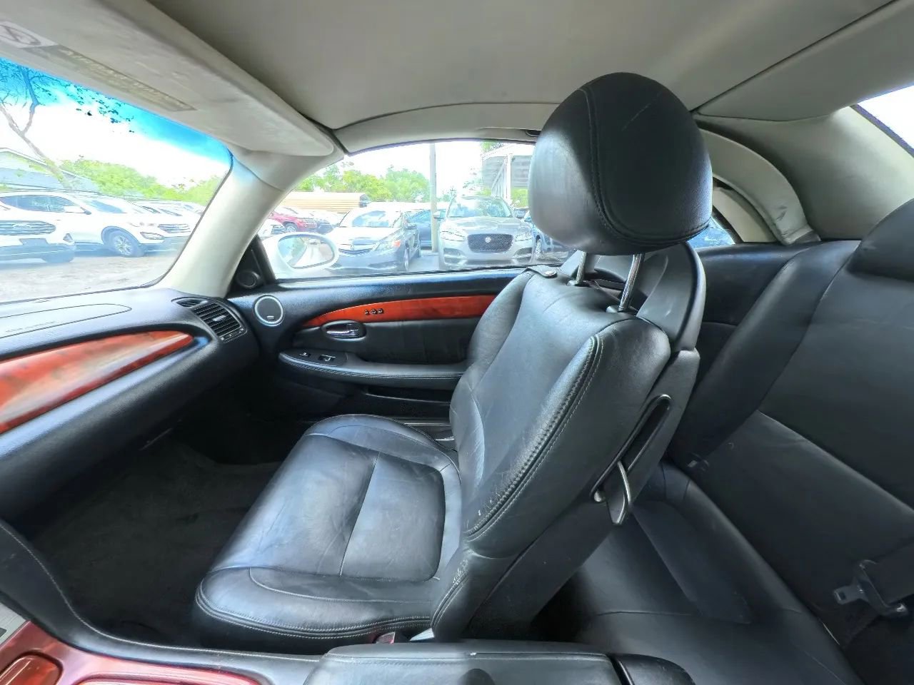 Used 2002 Lexus SC 430 Convertible image 34