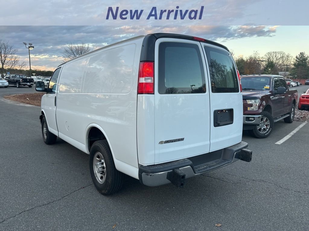 Certified 2023 Chevrolet Express 2500 w/ Driver Convenience Package image 4