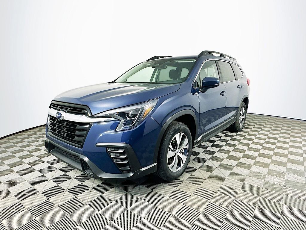 Used 2025 Subaru Ascent Premium image 5