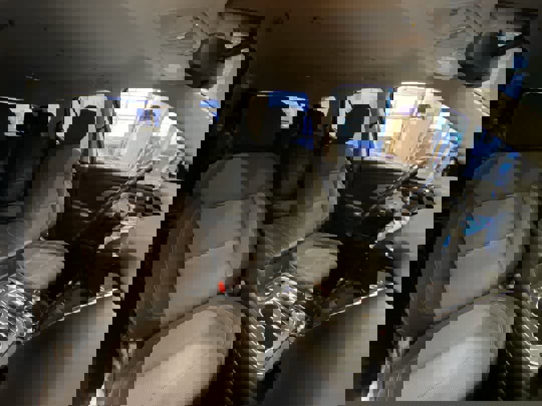 Used 2020 Chevrolet Traverse LT image 27