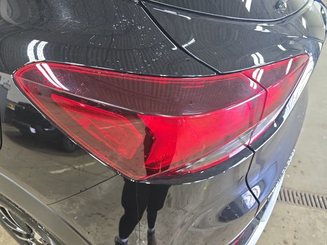 Used 2024 Chevrolet TrailBlazer LT w/ Driver Confidence Package image 35