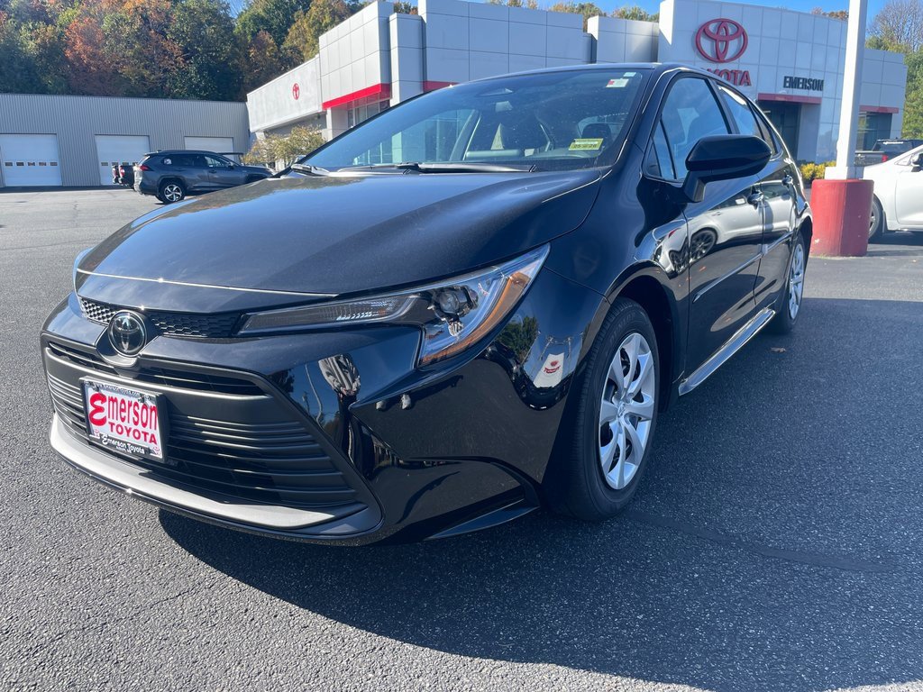 New 2026 Toyota Corolla LE image 1