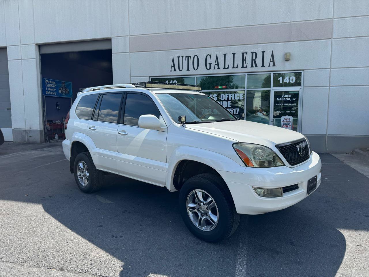Used 2005 Lexus GX 470 AWD/4WD image 3