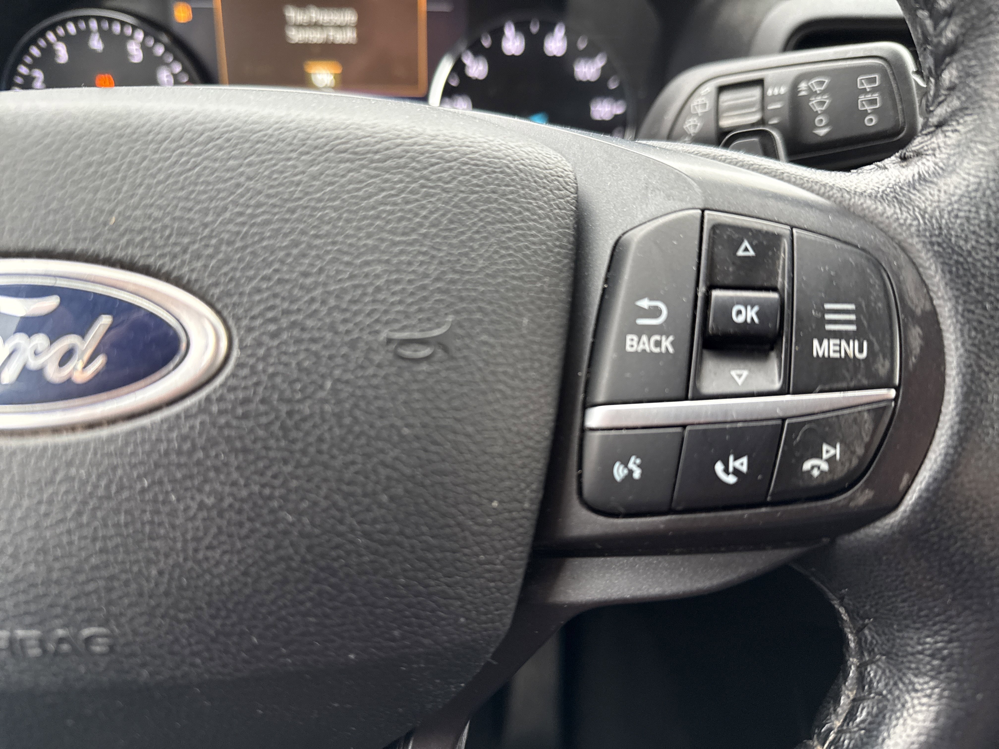 Used 2020 Ford Explorer XLT w/ Class III Trailer Tow Package image 20