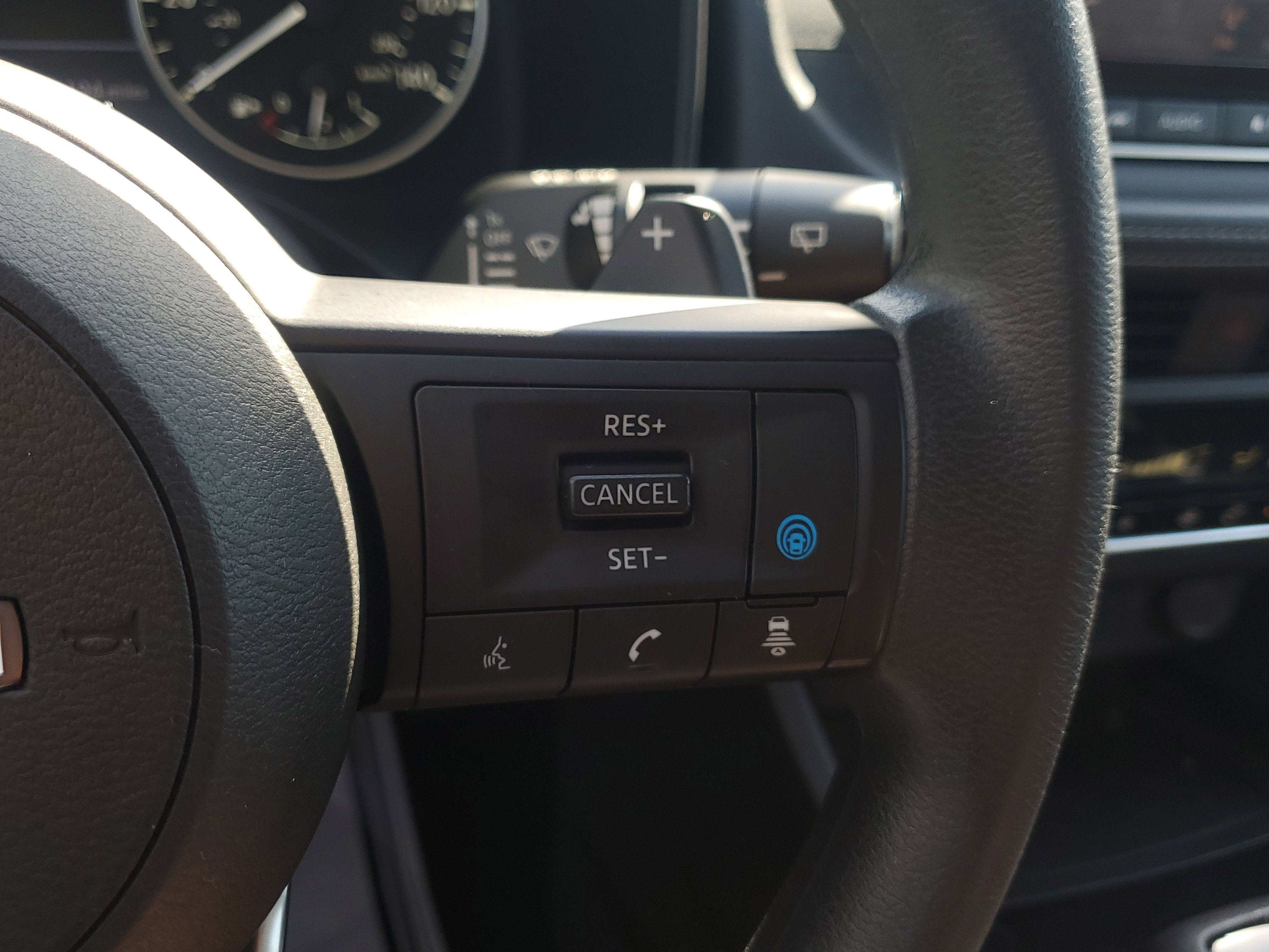 Certified 2024 Nissan Rogue SV image 22