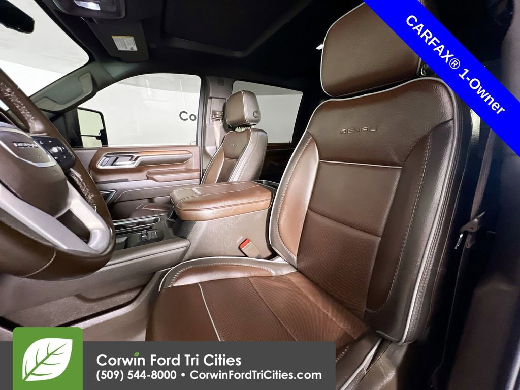 Used 2025 GMC Sierra 2500 Denali w/ Denali Reserve Package AWD/4WD image 24