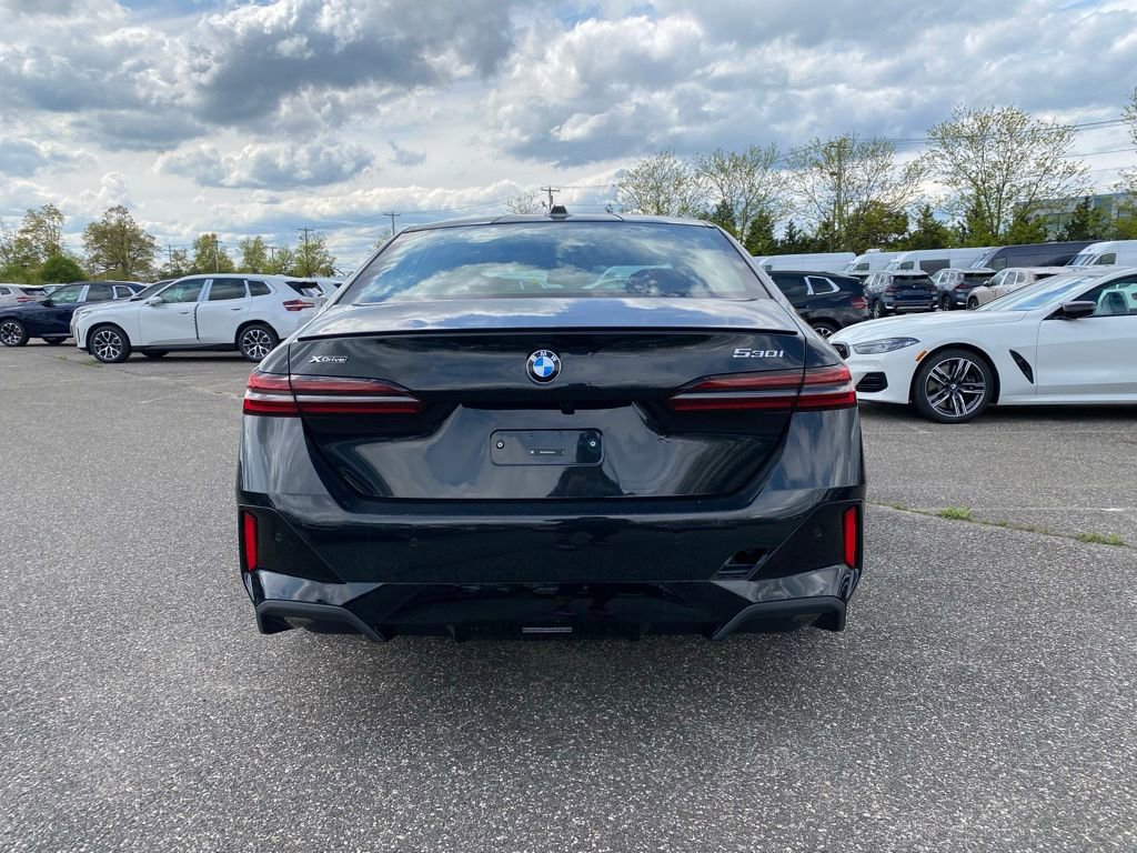New 2026 BMW 530i xDrive AWD/4WD image 3