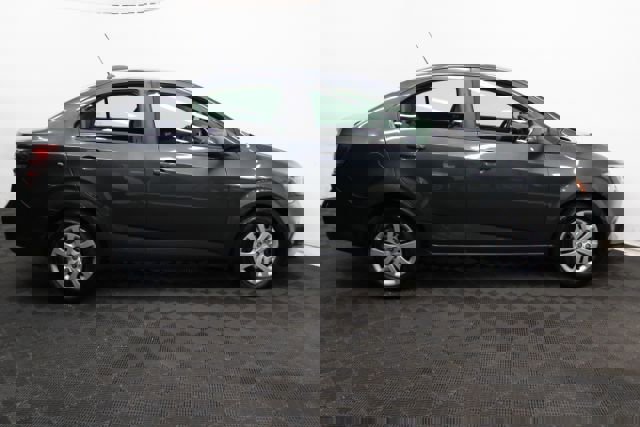 Used 2017 Chevrolet Sonic LS image 4