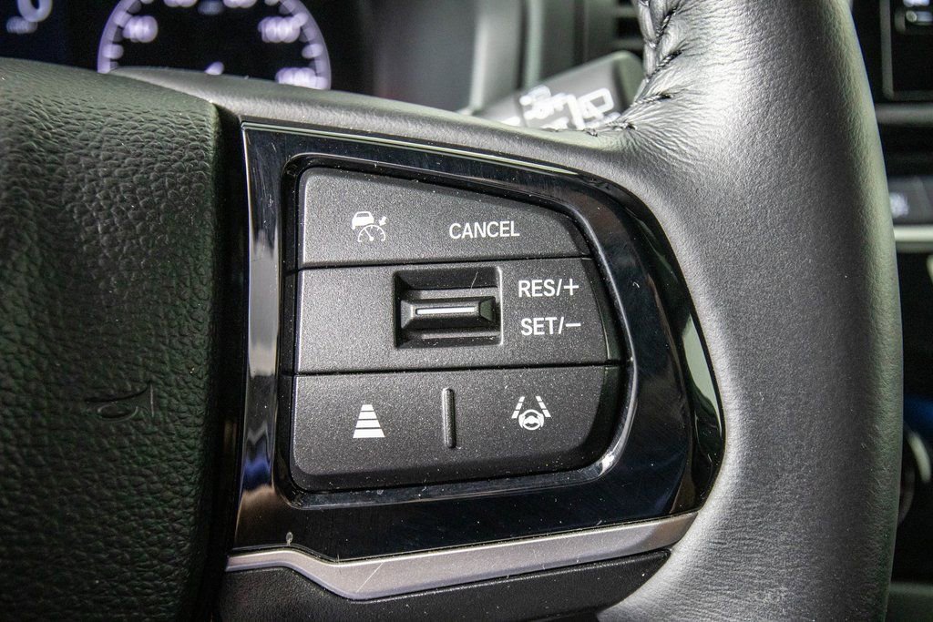 Used 2025 Honda Odyssey Touring image 21