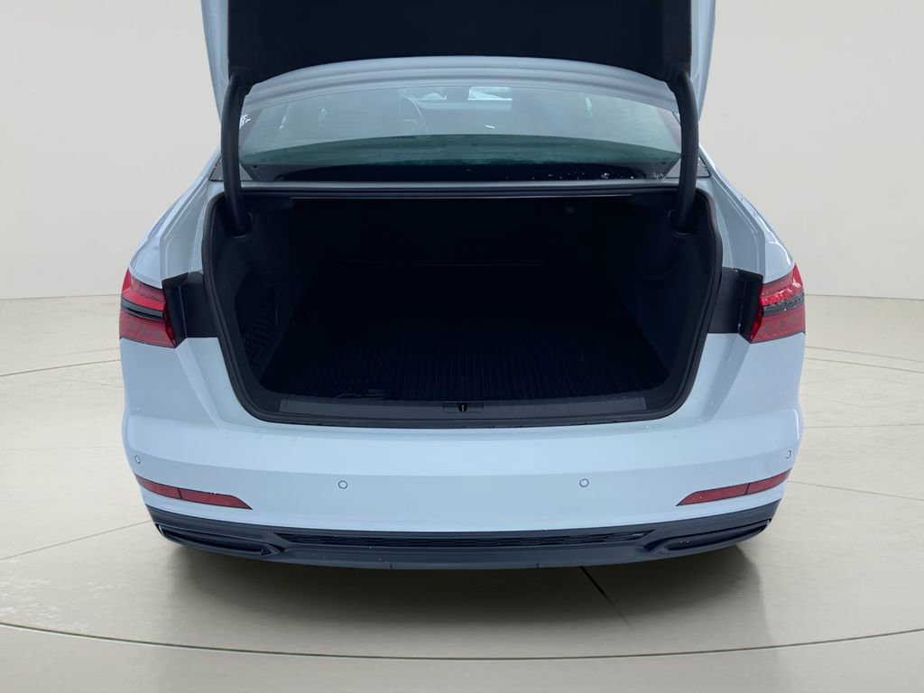 Used 2023 Audi A6 3.0T Premium image 11