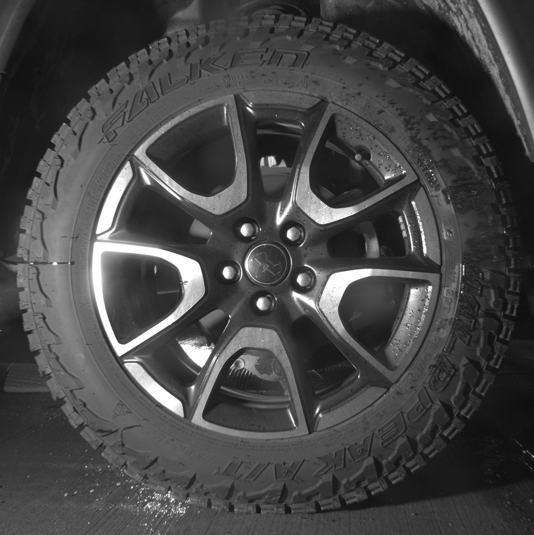 Used 2025 Jeep Compass Trailhawk AWD/4WD image 15