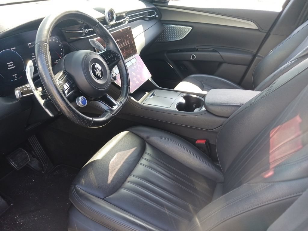 Used 2024 Maserati Grecale GT AWD/4WD image 9