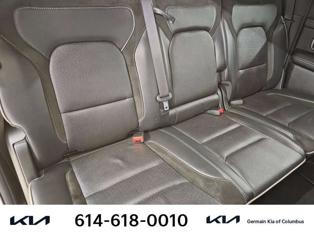 Used 2022 RAM 1500 Laramie w/ Sport Appearance Package AWD/4WD image 18