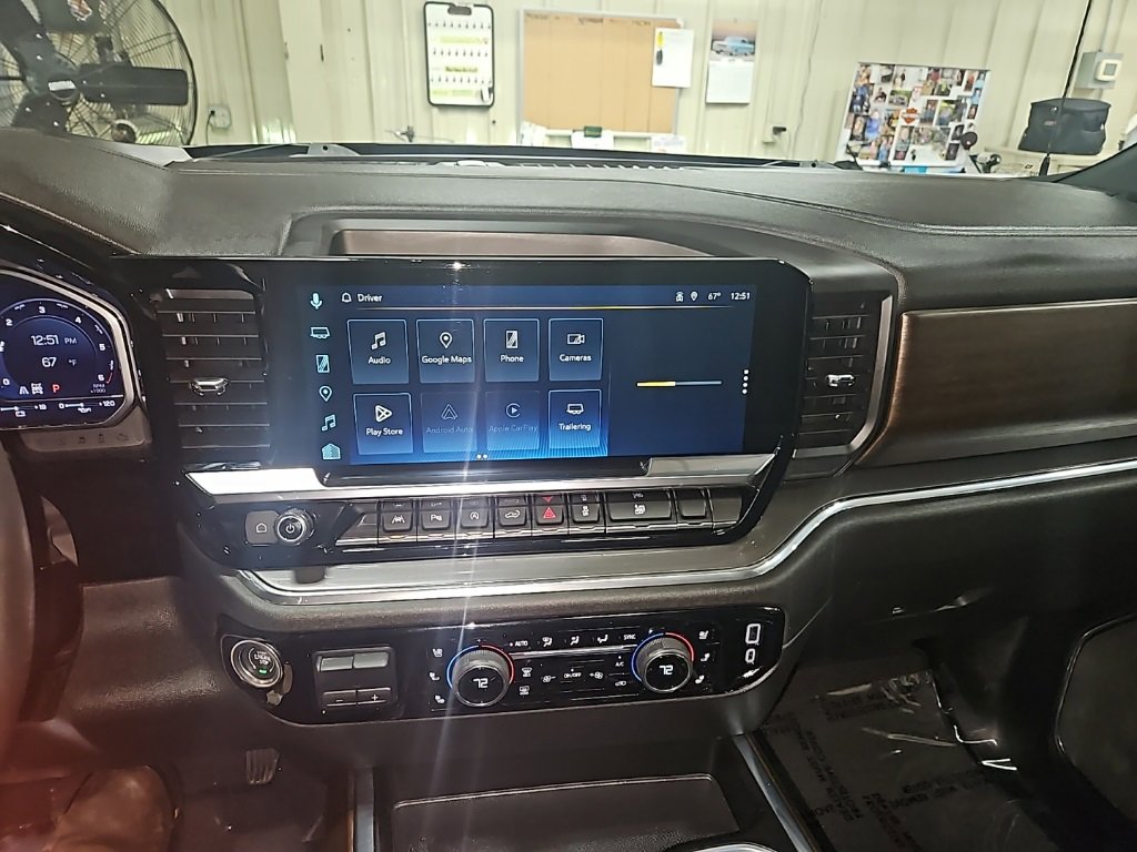 Used 2024 Chevrolet Silverado 1500 High Country w/ High Country Premium Package image 19