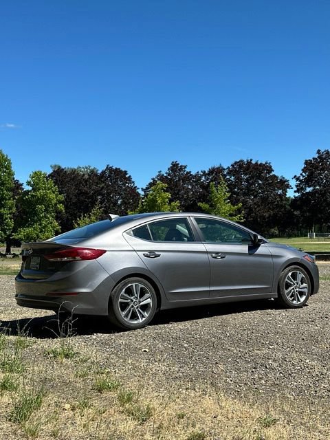 Used 2017 Hyundai Elantra Limited w/ Limited Ultimate Package 05 FWD image 10