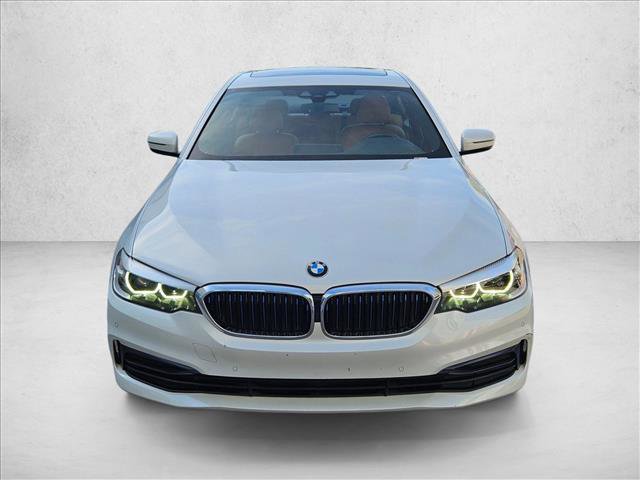 Used 2019 BMW 530e w/ Convenience Package image 2