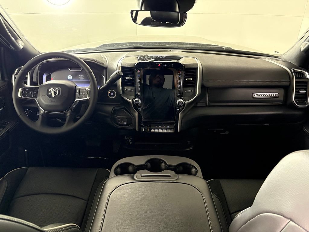 New 2026 RAM 2500 Laramie AWD/4WD image 42