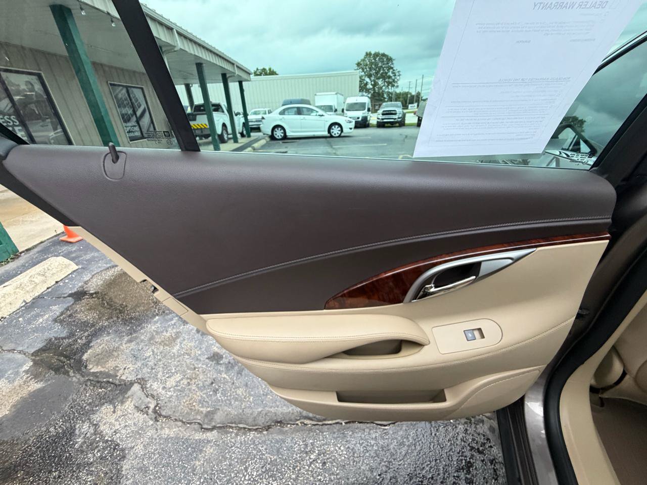 Used 2011 Buick LaCrosse CX FWD image 11