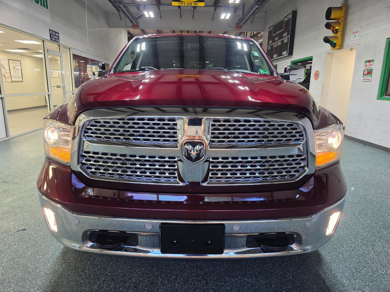 Used 2016 RAM 1500 Laramie w/ Convenience Group image 3