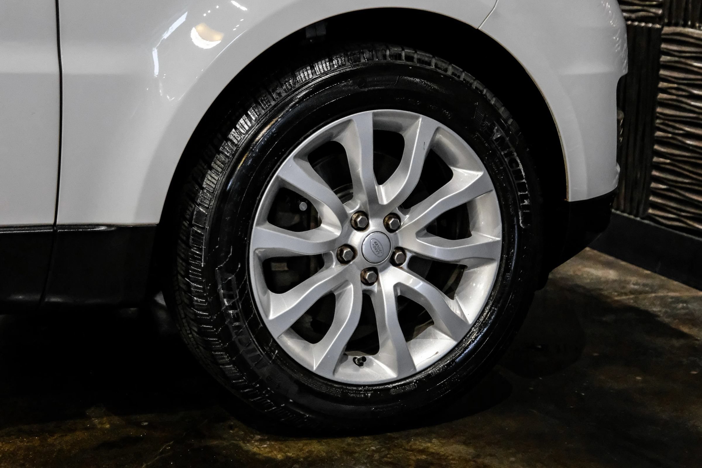 Used 2017 Land Rover Range Rover Sport HSE AWD/4WD image 53