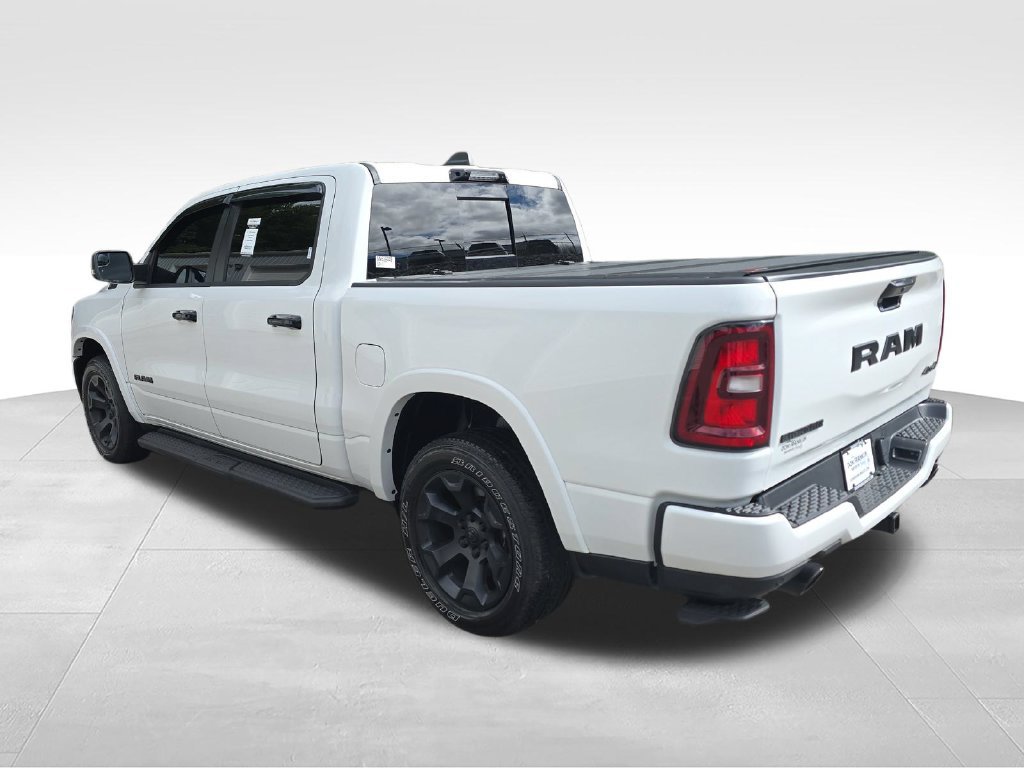 Used 2025 RAM 1500 Big Horn AWD/4WD image 4