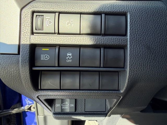 Used 2025 Toyota Tacoma SR5 image 19