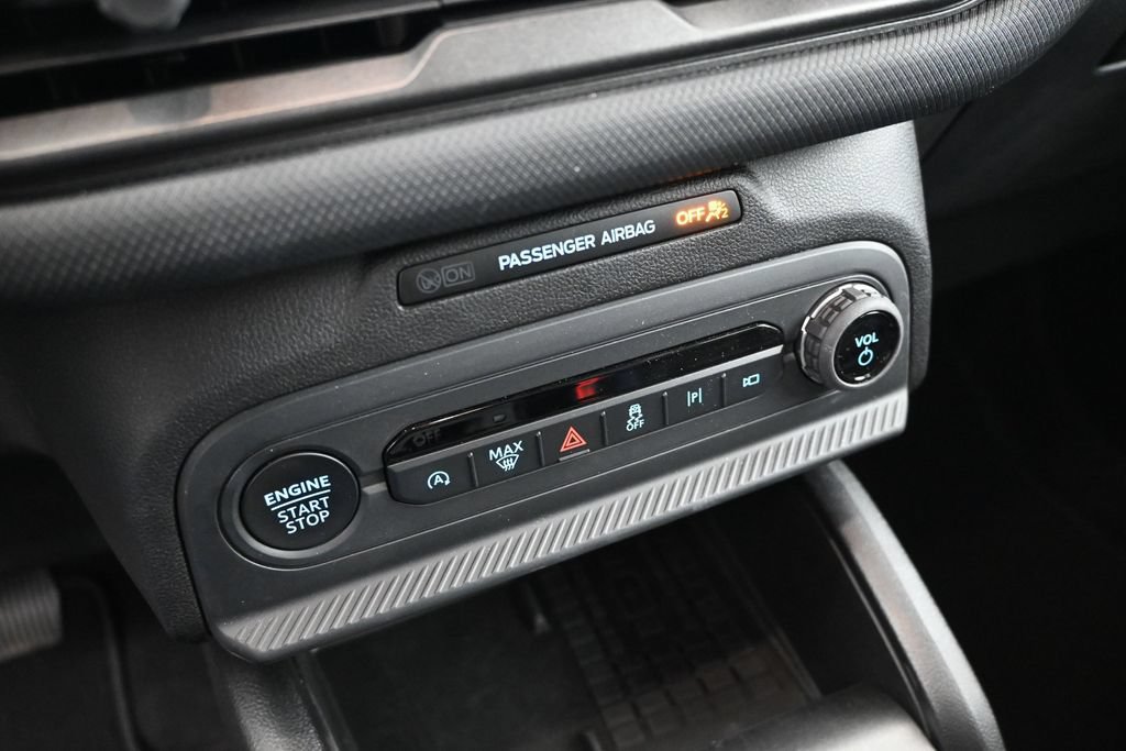 Used 2025 Ford Bronco Sport Outer Banks w/ Outer Banks Tech Package+ AWD/4WD image 17