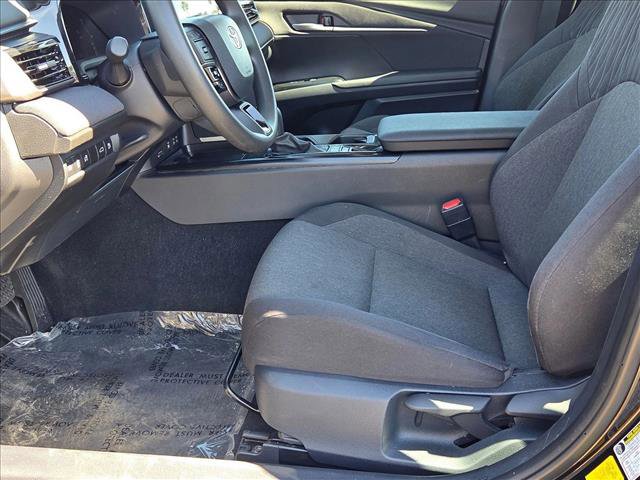 Used 2025 Toyota Camry LE image 15