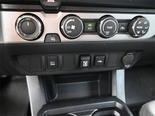 Used 2020 Toyota Tacoma SR5 image 29